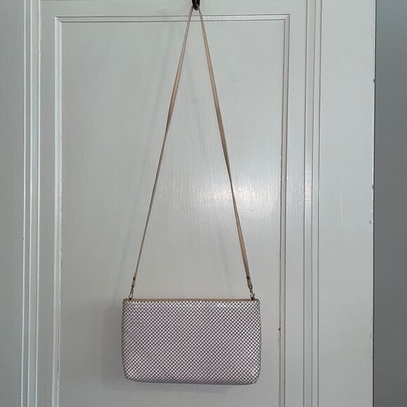 Vtg Whiting & Davis white metal mesh crossbody purse - Picture 1 of 6